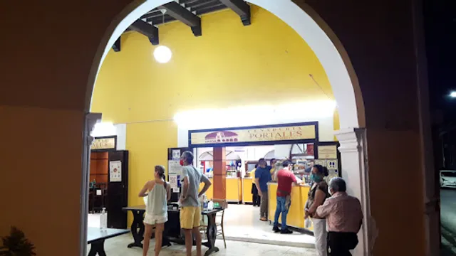 Cenaduría Portales de San Francisco