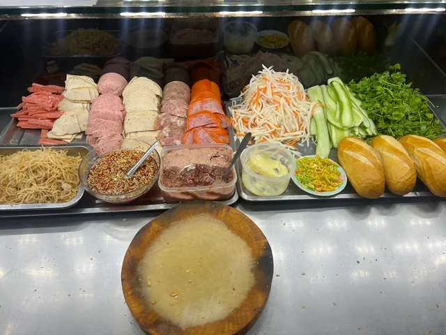 Tiệm Bánh Tân Mập