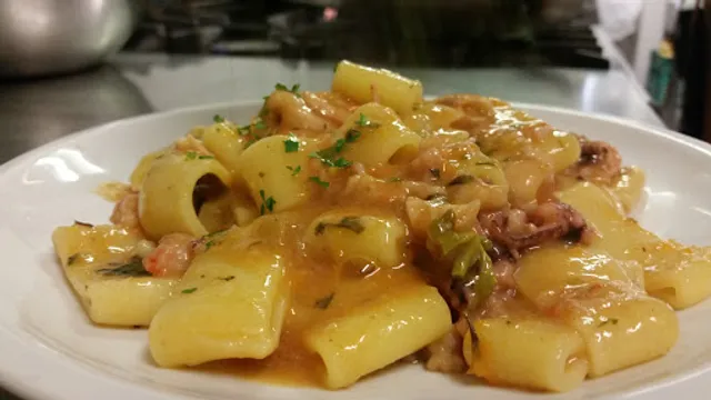 Lucas Bar Tavola Calda