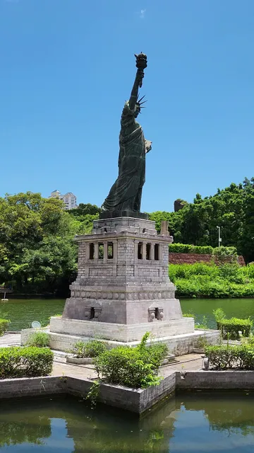 America Free Goddess Statue