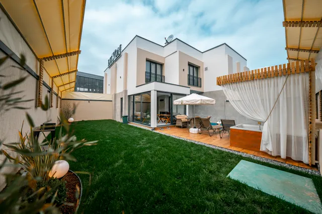 Luxon Sapanca Family Villas