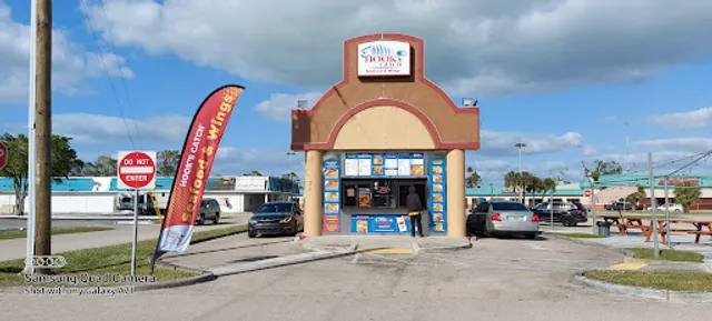 Hooks Catch Seafood and Wings - N. Fort Myers