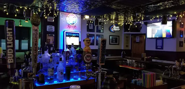 Roop Brothers Bar(ROOPS)