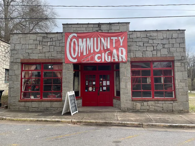 Community Cigar