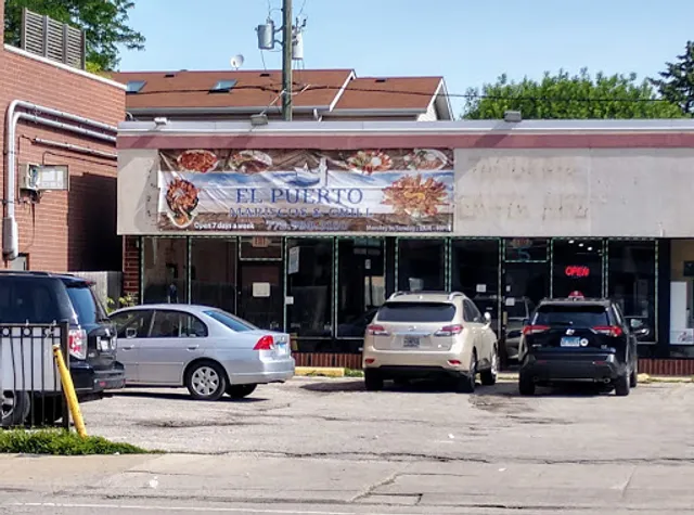 El Nuevo Puerto Mariscos & Grill