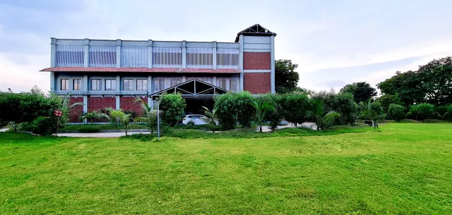 Mahi WaterGate Resort - Resort in Vadodara