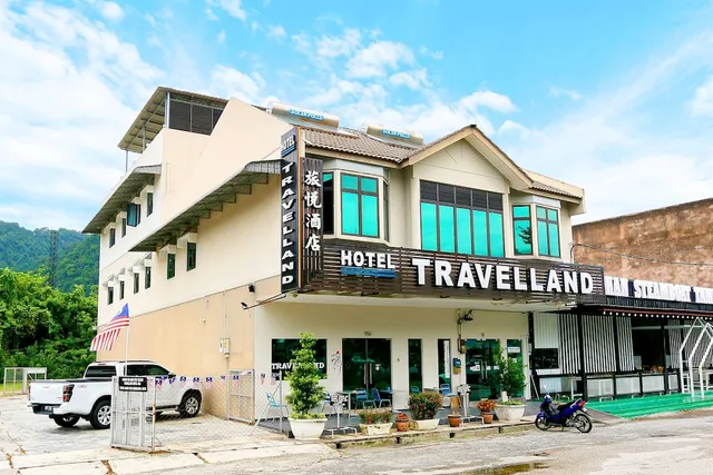 Travelland Hotel