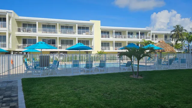 Key Colony Beach Club