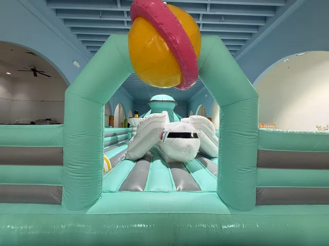 Upper's Land | Kids Indoor Playground | Party and Event | Bubble Tea & Ice Cream