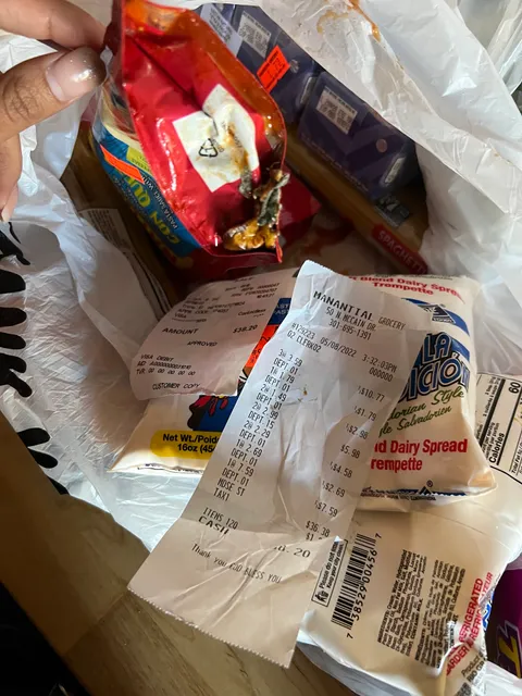 Manantial Grocery Inc