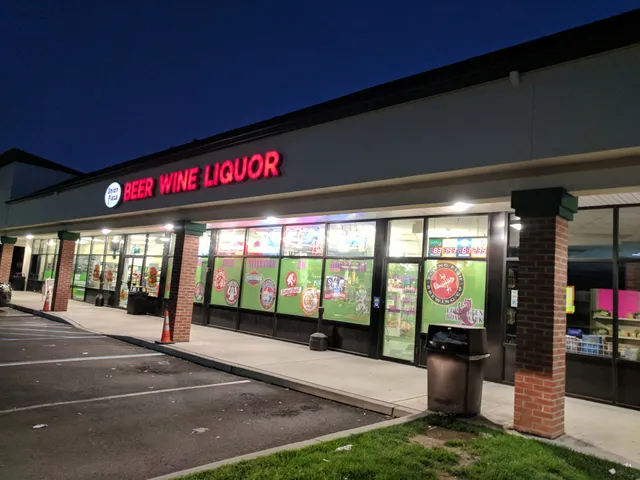 Union Plaza Bar & Liquors