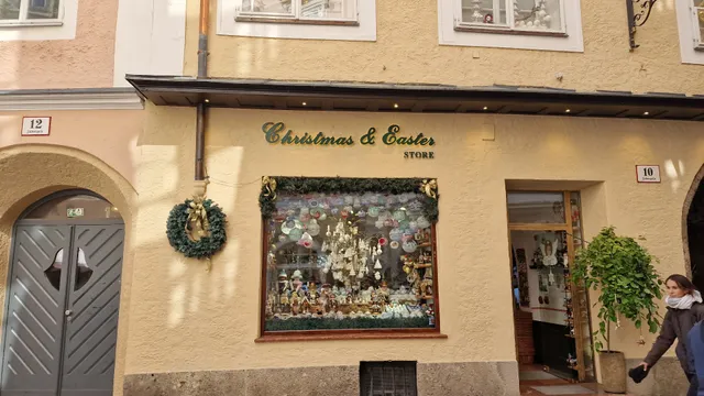 Christmas & Easter Store
