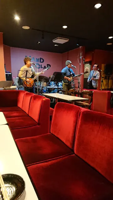 ハンドクラップ