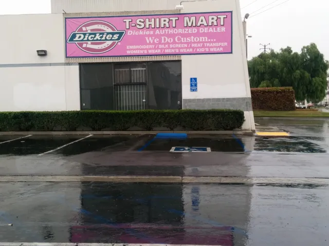 T-Shirt Mart