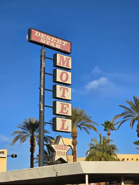 Desert Star Motel