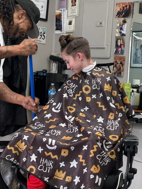 Smokin’ Cutzz Barber Spa & Lounge