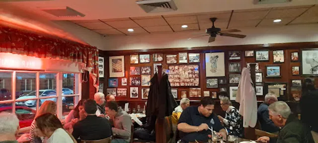 Gus's Restaurant