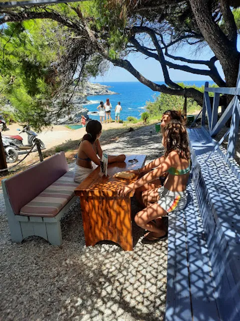 Perivoliou Beach Bar