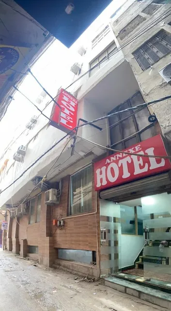 Airport Hotel Annexe (Complimentary One-way Airport Transfer)