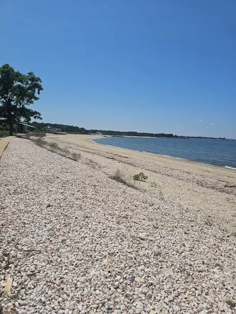 Piping Rock Beach Club