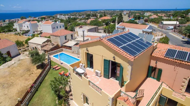 Skandalis Traditional Suites