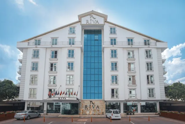RİVA REŞATBEY HOTEL