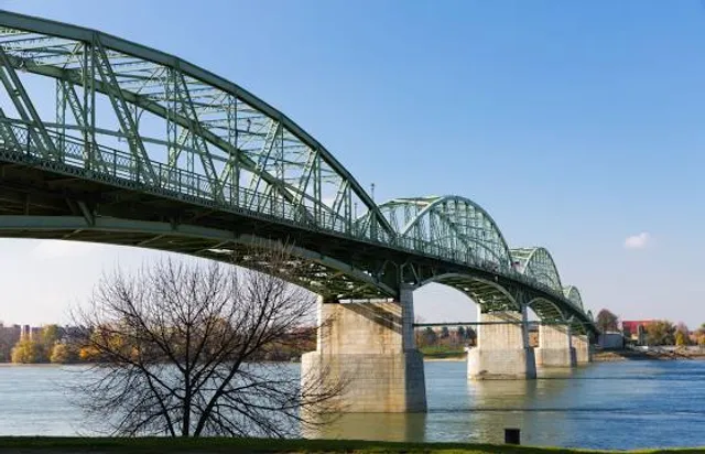 Mária Valéria Bridge