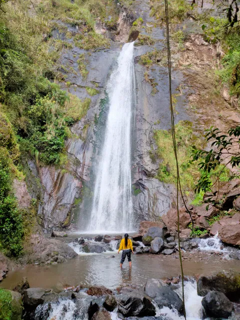 Ingreso a la cascada mundug