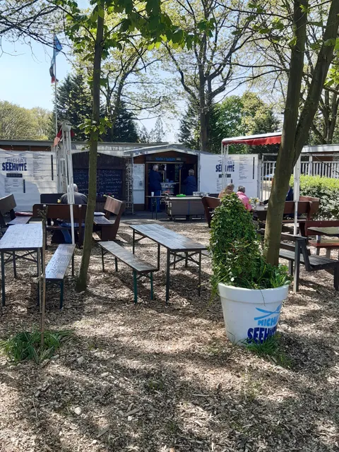 Michas Seehütte an der Wedau