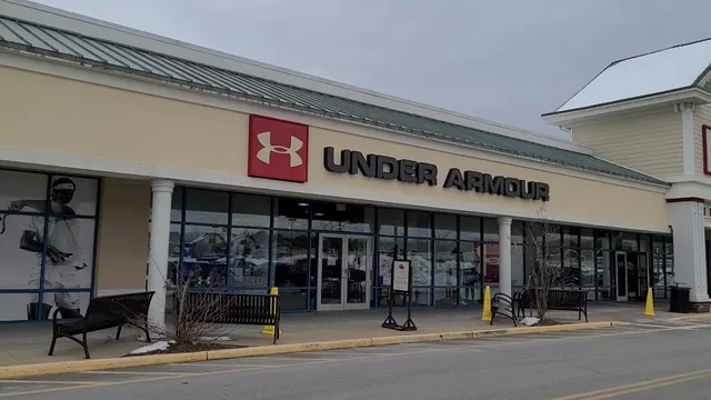 Under Armour Factory House - Tanger Outlets Riverhead