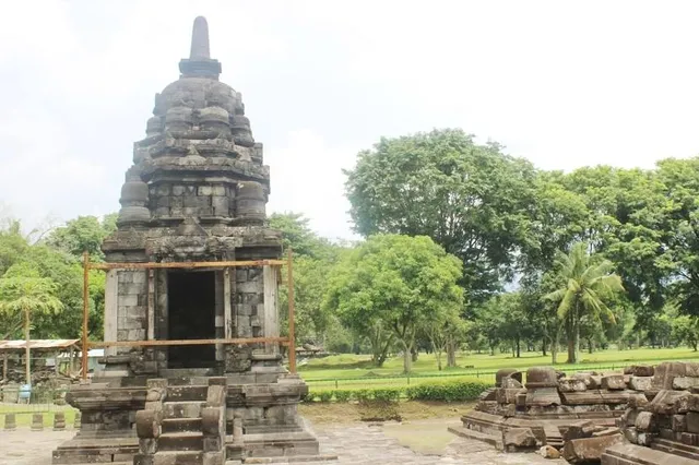 Lumbung Temple