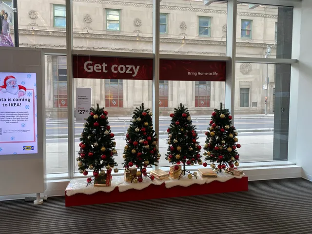 Aura Concourse Shopping Mall