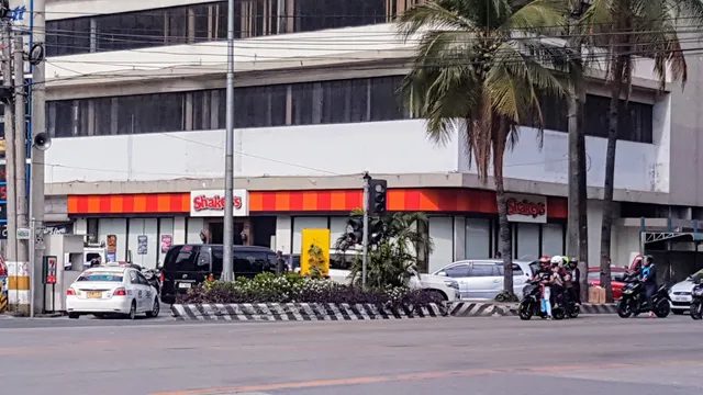 Shakey's - Port Area Manila