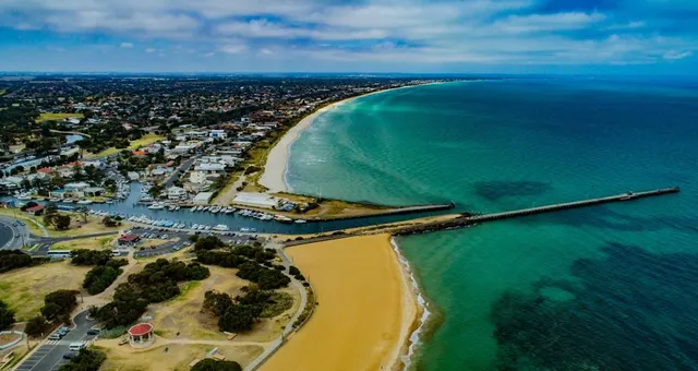 Mordialloc Pier