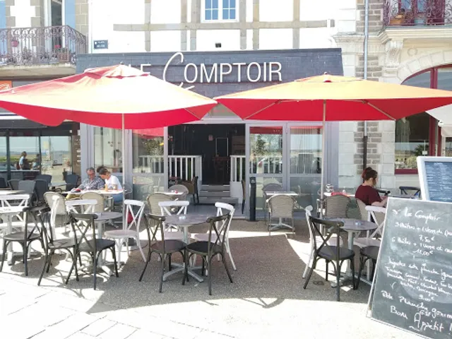 Le Comptoir, Le Bistrot Des Planches