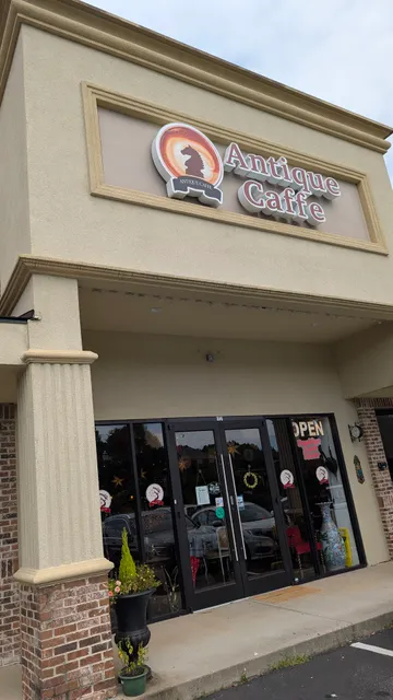 Medlock Village Shopping Center