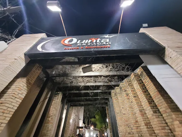 Avelinos - Cafeteria e restaurante (Quinta Estação)