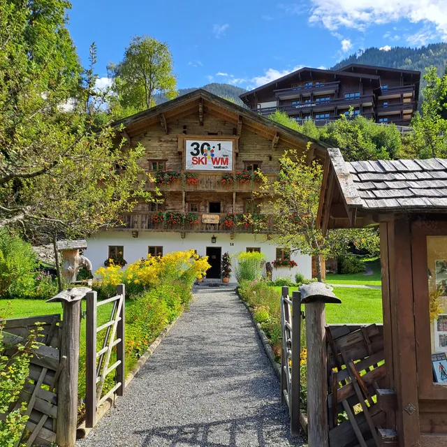 Heimathaus und Schimuseum