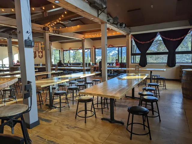 The Eatery at Mammoth Brewing Company