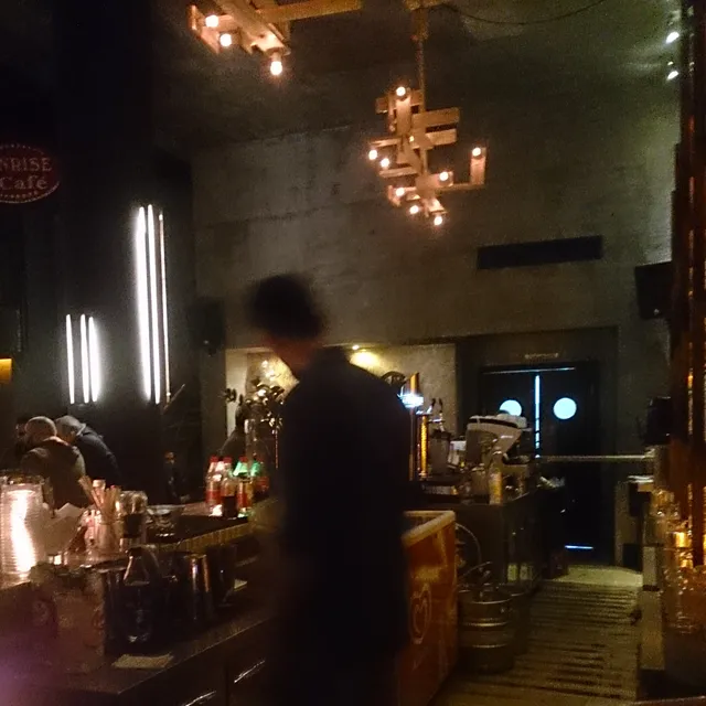 Veikou Ave Snack Bar S.A.