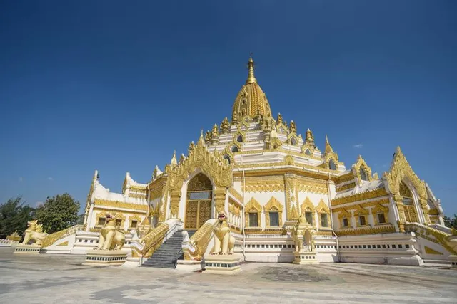 Swe Taw Myat Pagoda