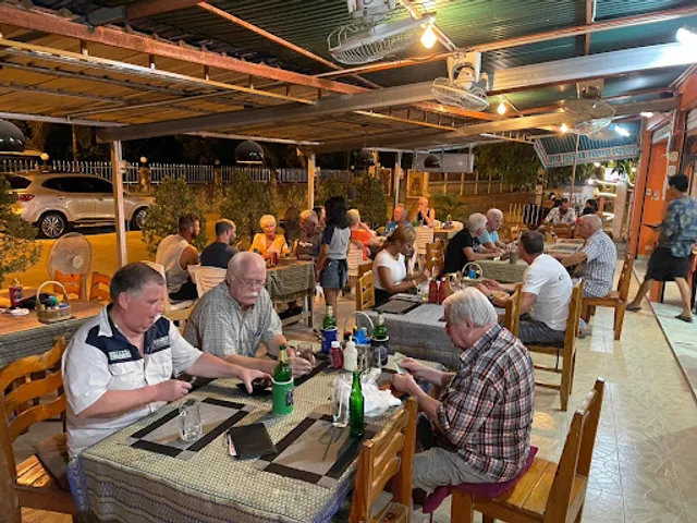 Isswas Pattaya German Restaurant & Beer Garden