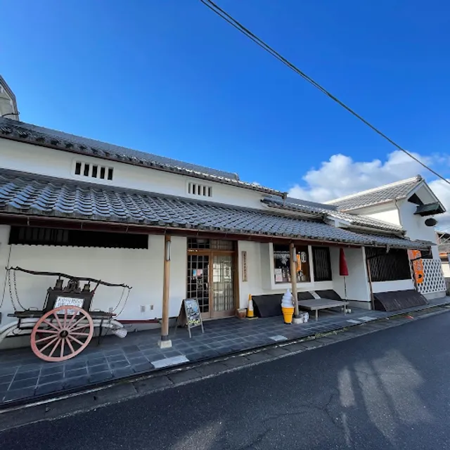 美冨久酒造｢街道蔵｣蔵カフェ｢薫蔵~KAGURA~｣