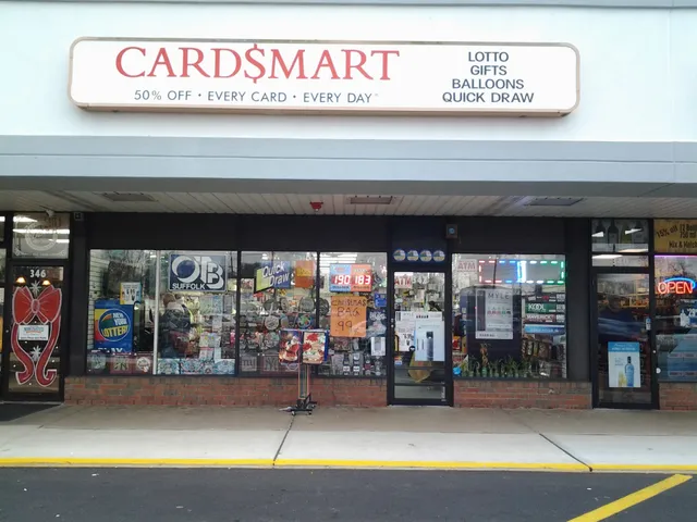 Cardsmart 50% Card & gift