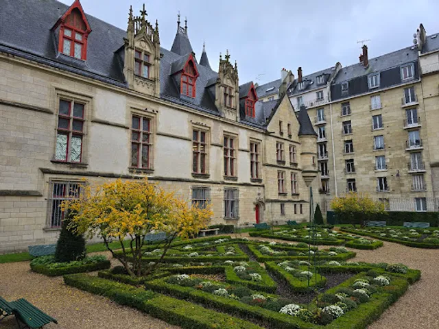 Jardin de l'Hôtel de Sens