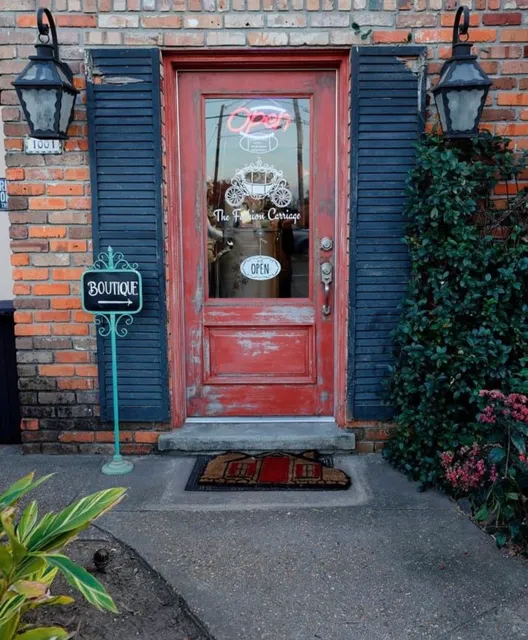 The Fashion Carriage