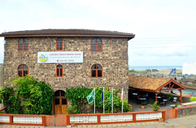 Coconut Grove Bridgehouse