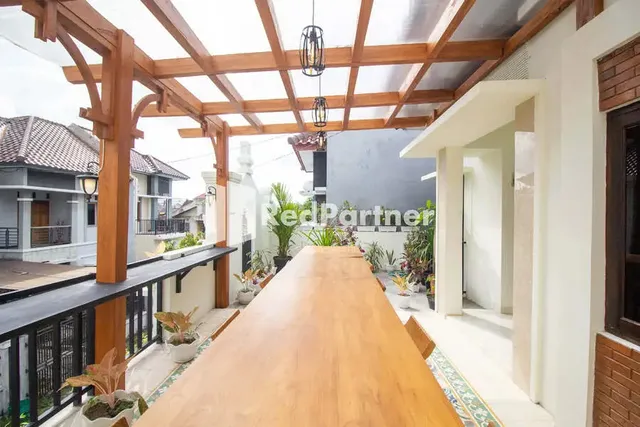 Balmoral House Ambarukmo Plaza