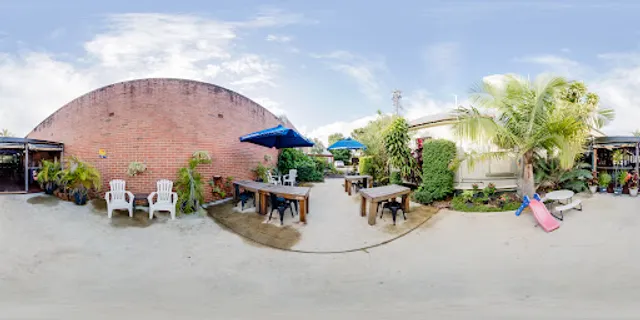 Zeebras Restaurant & Cafe