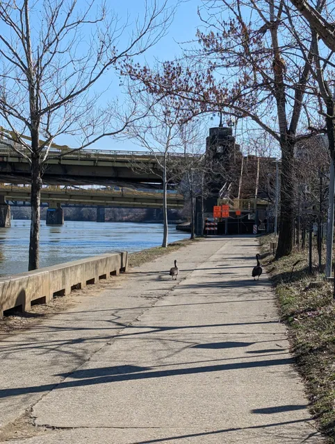 Allegheny Riverfront Park